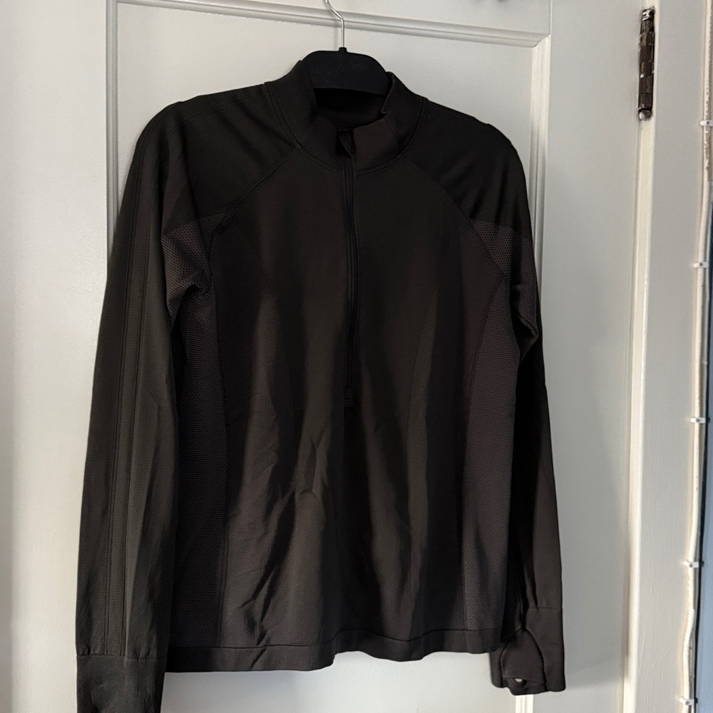 Lululemon 3/4 Zip lightweight athletic top, Colour Coal